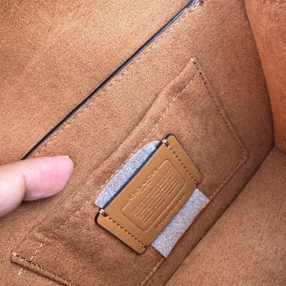 Coach CL416 Morgan Square Crossbody Bag IN Black - Picture 5 of 8